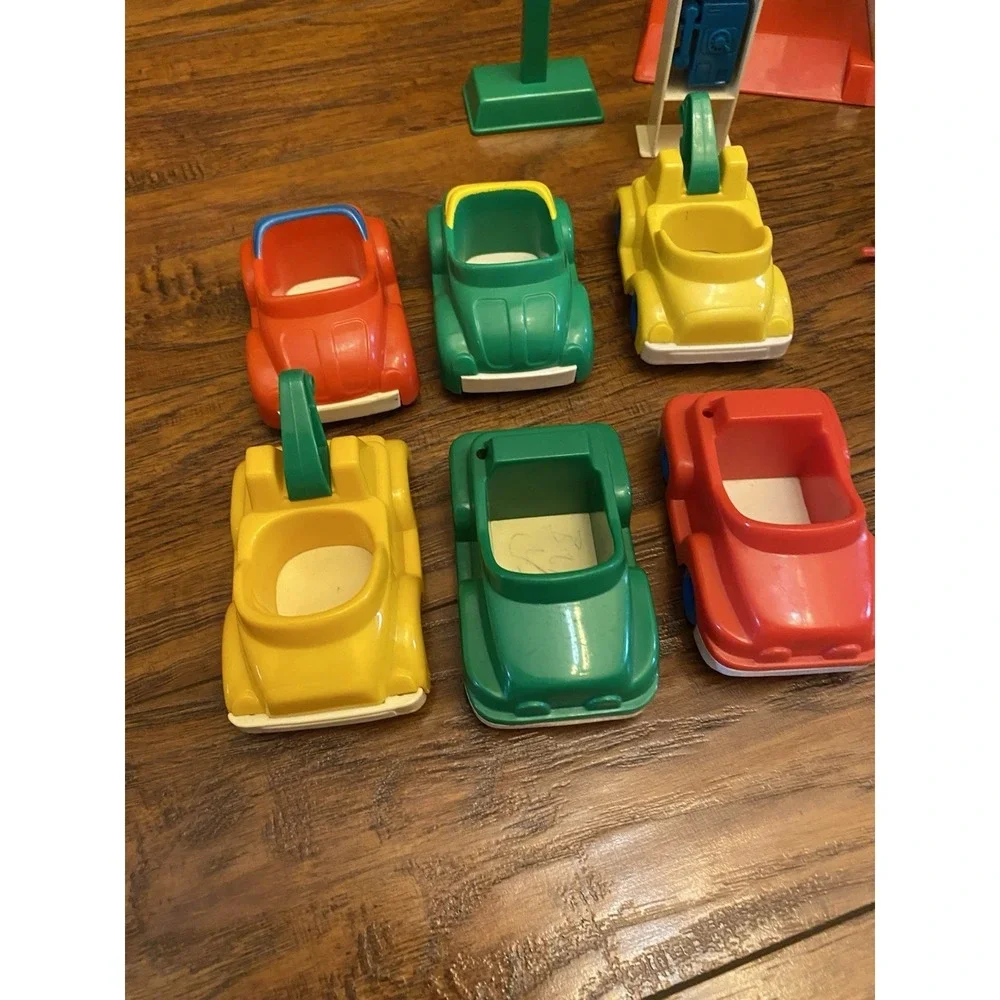 VTG Sesame Street Parking Garage Service Station Illco Cars Big Bird Cookie Toy